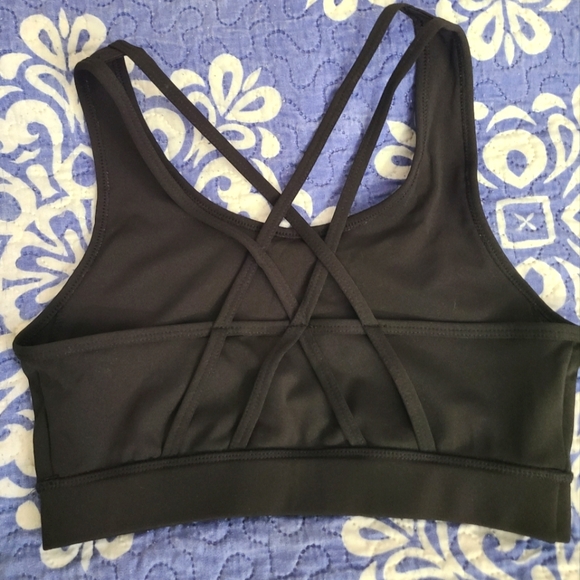 Popfit Sports Bra - Picture 2 of 3